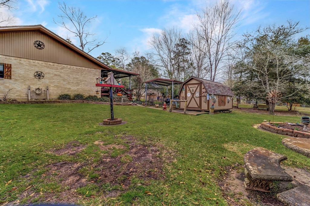 131 Holly Throw Circle, Livingston, Texas image 7