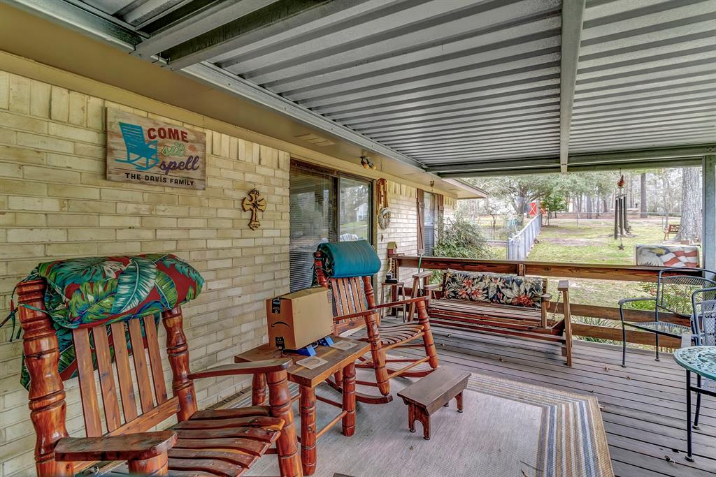 131 Holly Throw Circle, Livingston, Texas image 11