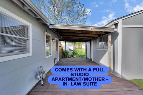 Single Family Residence in Pasadena TX 2509 Rosemead Drive.jpg