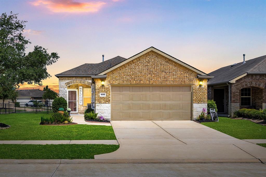 606 Saffron Plum Lane