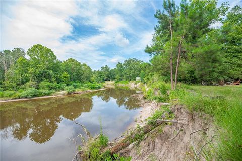 TBD W Reel And Rifle Livingston TX 77351