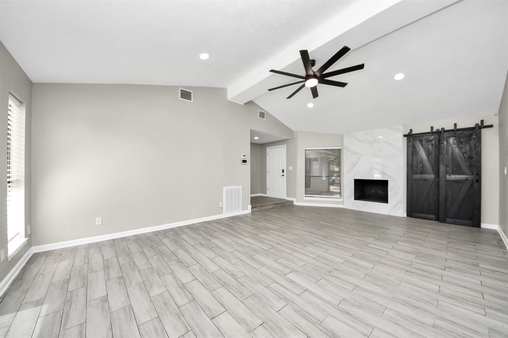 5109 Meadow Place Drive, La Porte, Texas image 7
