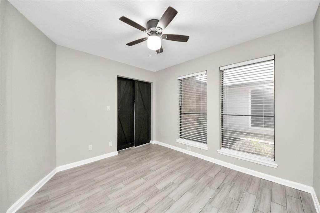 5109 Meadow Place Drive, La Porte, Texas image 15