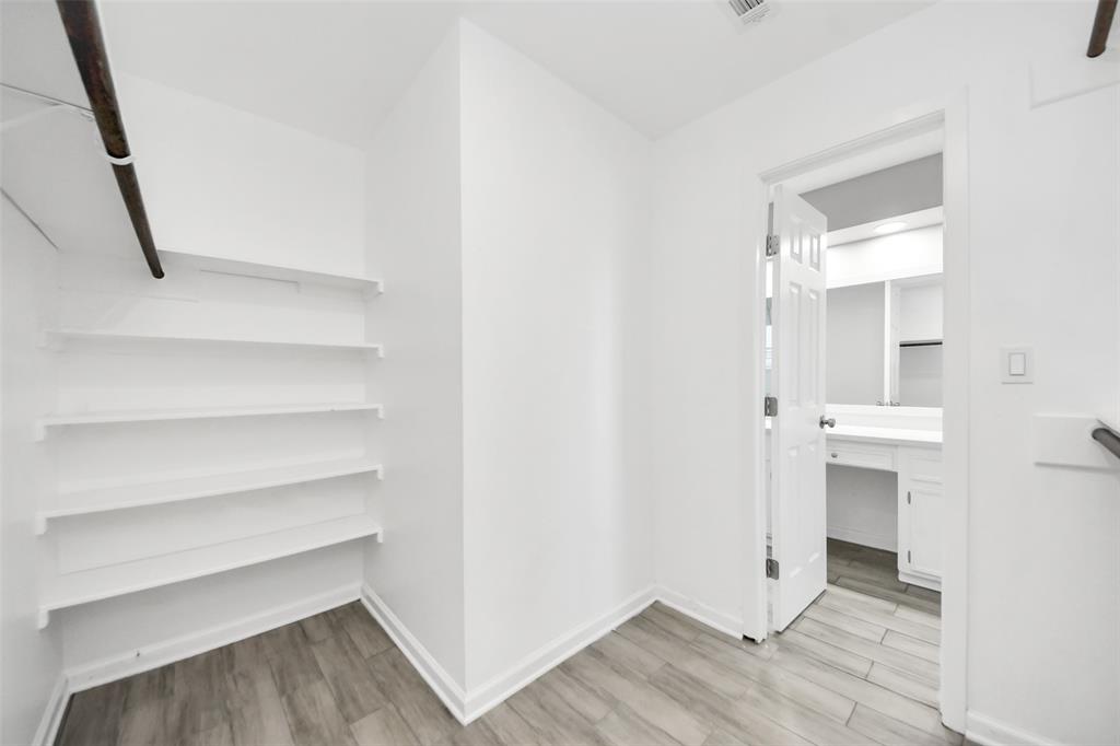 5109 Meadow Place Drive, La Porte, Texas image 32