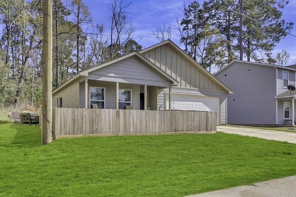193 Hollow Oak, Livingston, Texas image 1