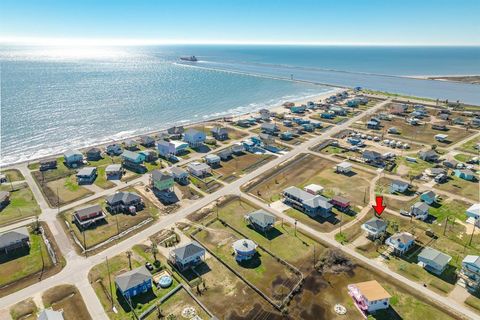 A home in Surfside Beach