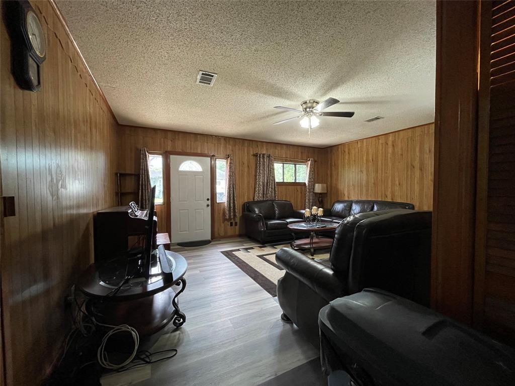 656 Rhone Street, Beaumont, Texas image 12