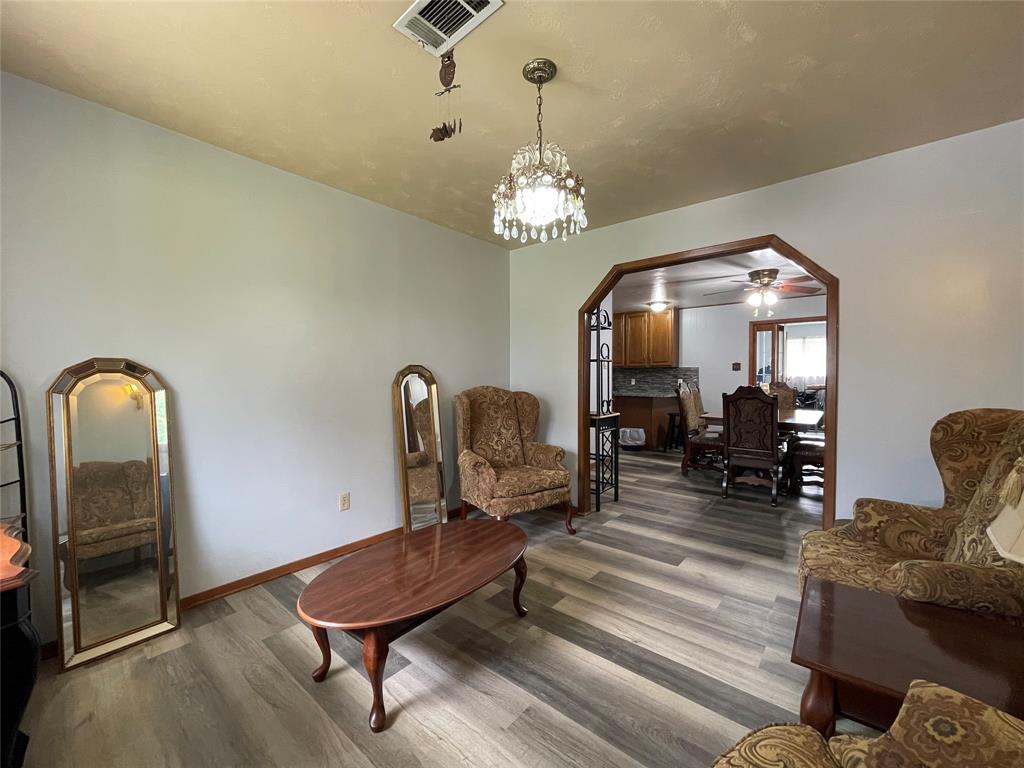 property-search 4 656 Rhone Street