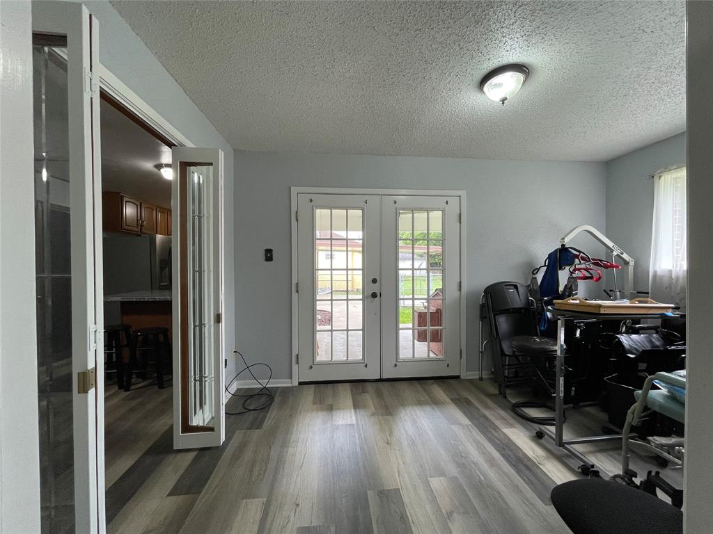 656 Rhone Street, Beaumont, Texas image 25