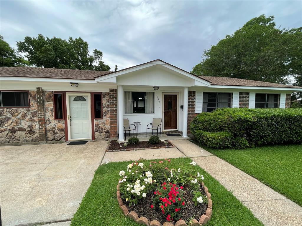 property-search 2 656 Rhone Street