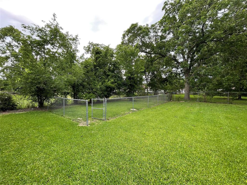 656 Rhone Street, Beaumont, Texas image 30