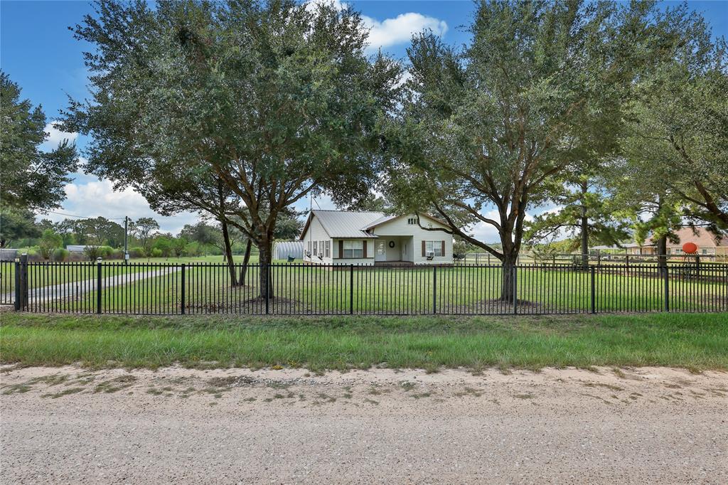 35839 Skyview Road, Hempstead, Texas image 4