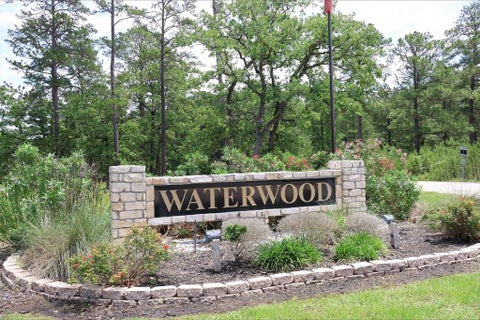 Vacant Land For Sale - 60877 Castle Harbor Place<br/> Huntsville, TX 77320