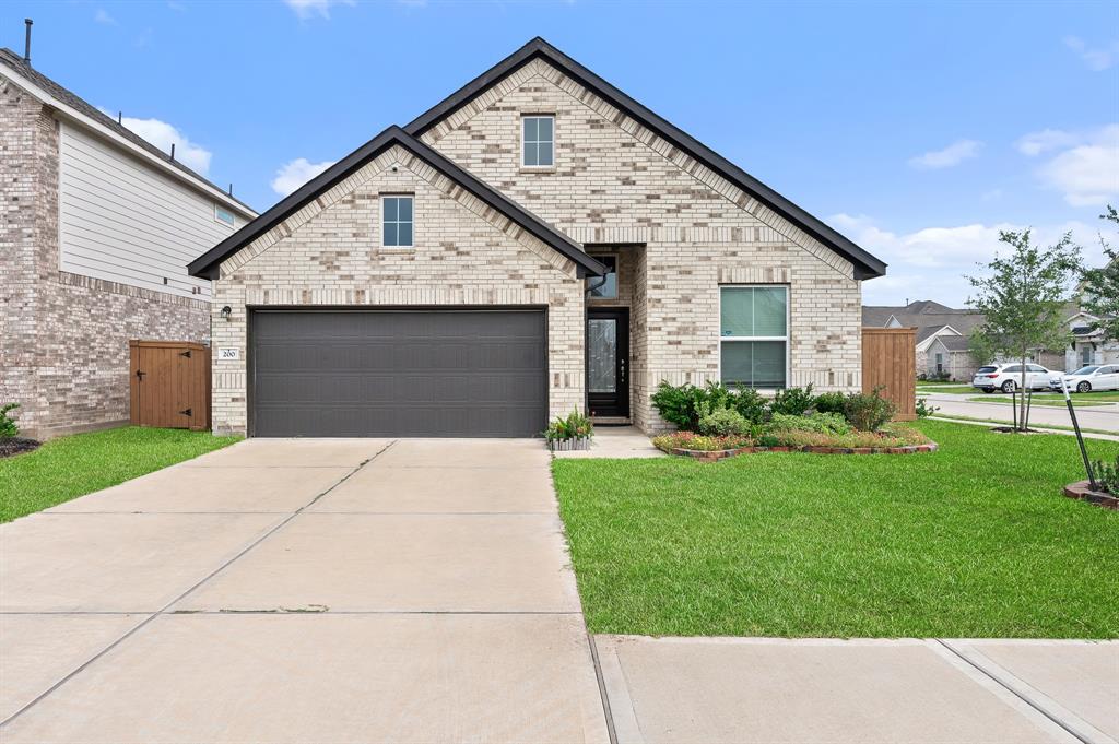 200 Catalina Cove Drive, Katy, Texas image 1