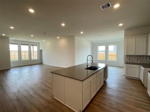 3002 Mariner Island Drive Texas City TX 77568