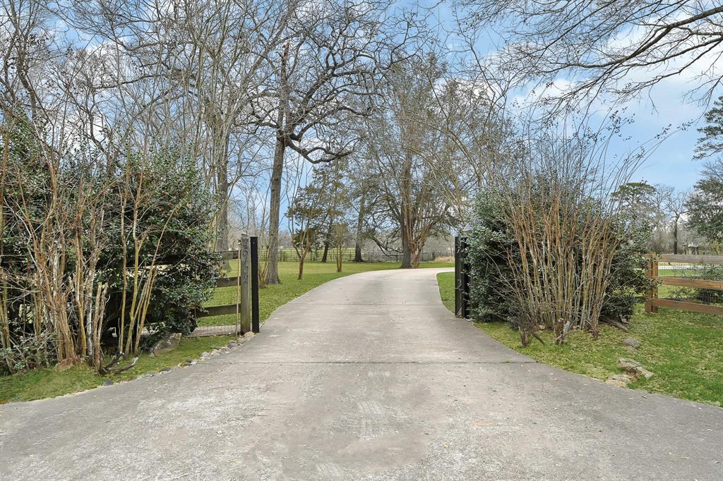 25102 Tennoaks Lane