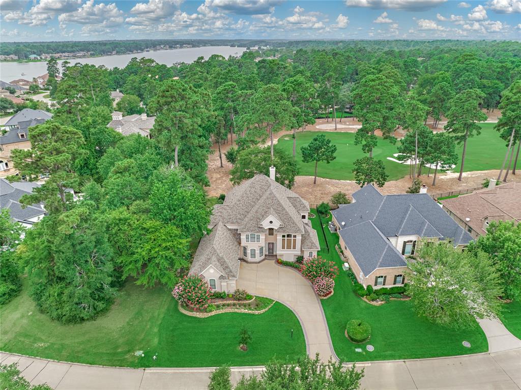83 W Shore Lane