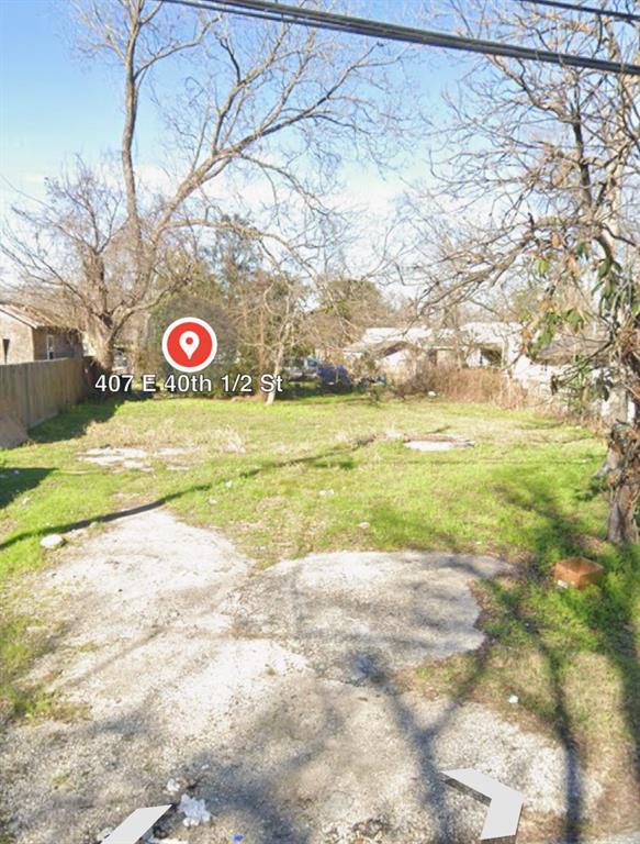 407 E 40th 1/2 Street
