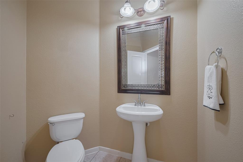 4515 Tremont Glen Lane, Katy, Texas image 17