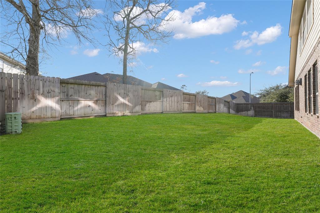 3635 Sunlight Hill Lane, Spring, Texas image 29