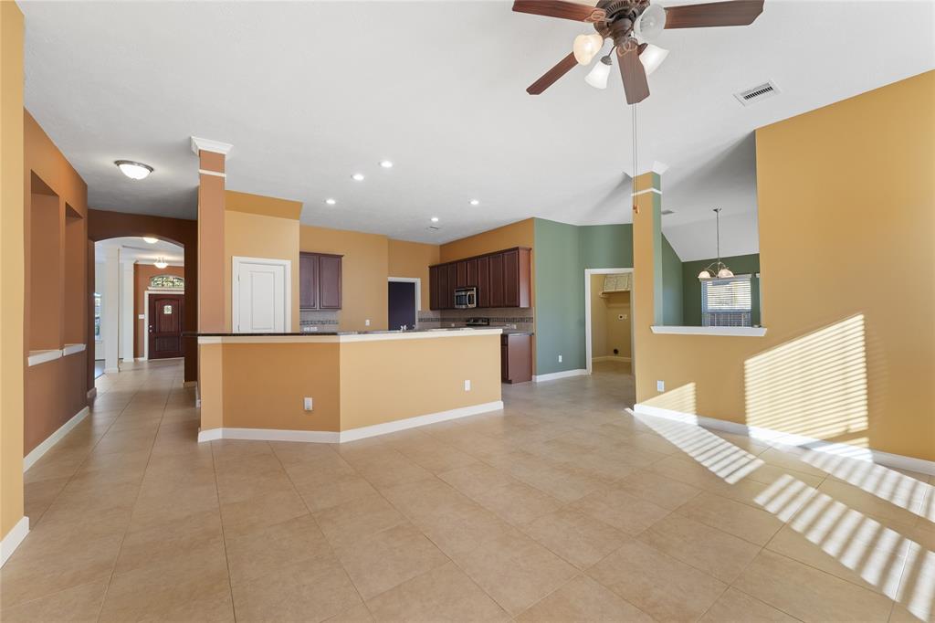 3635 Sunlight Hill Lane, Spring, Texas image 13