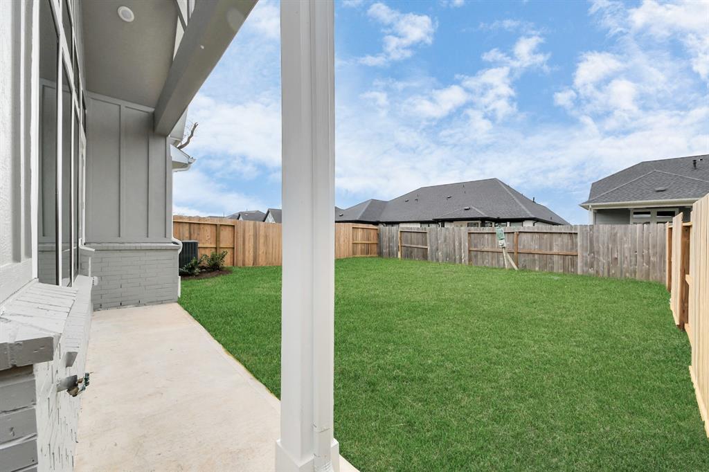 1711 Sterling Water Drive, Missouri City, Texas image 41