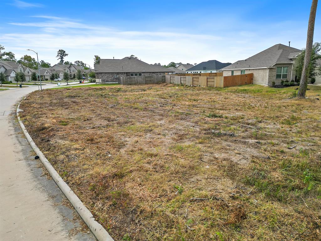 903 Yaw Court, Crosby, Texas image 8