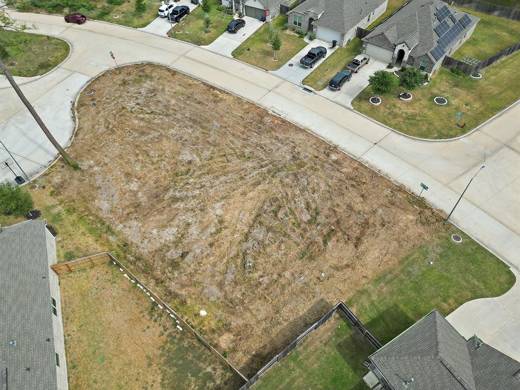 903 Yaw Court, Crosby, Texas image 5