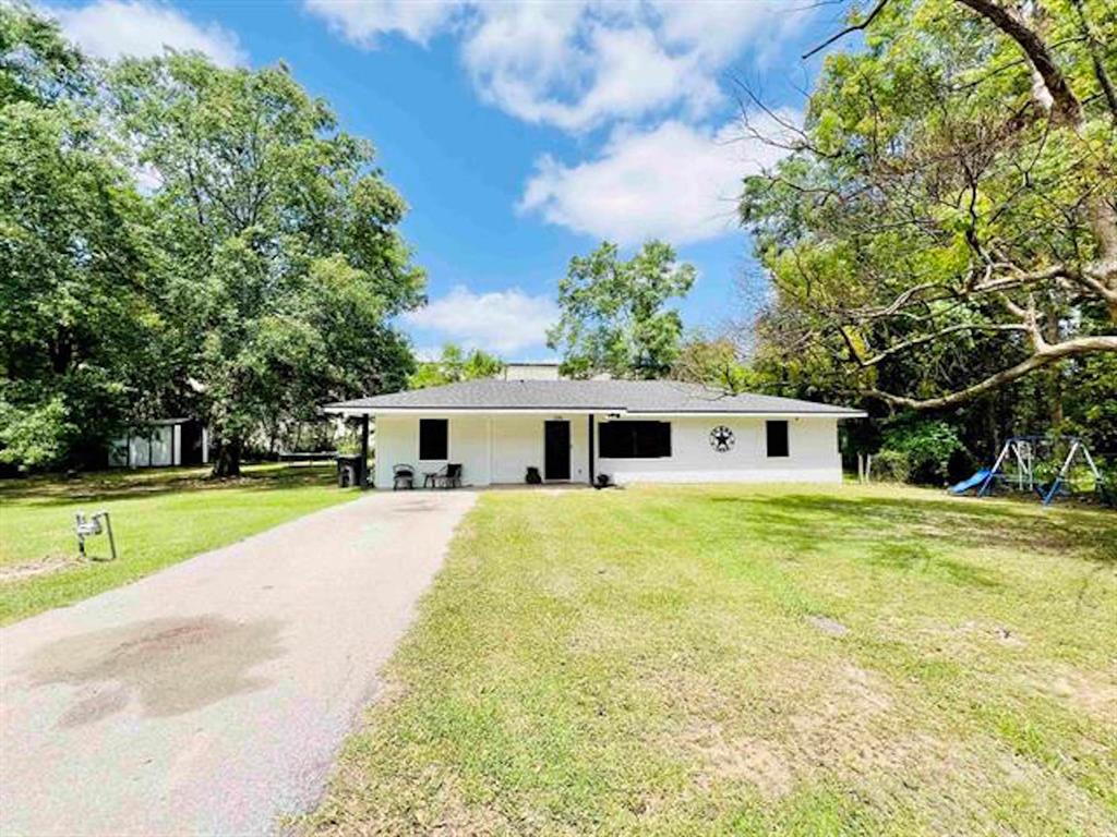 205 Reynolds Lane, Vidor, Texas image 1