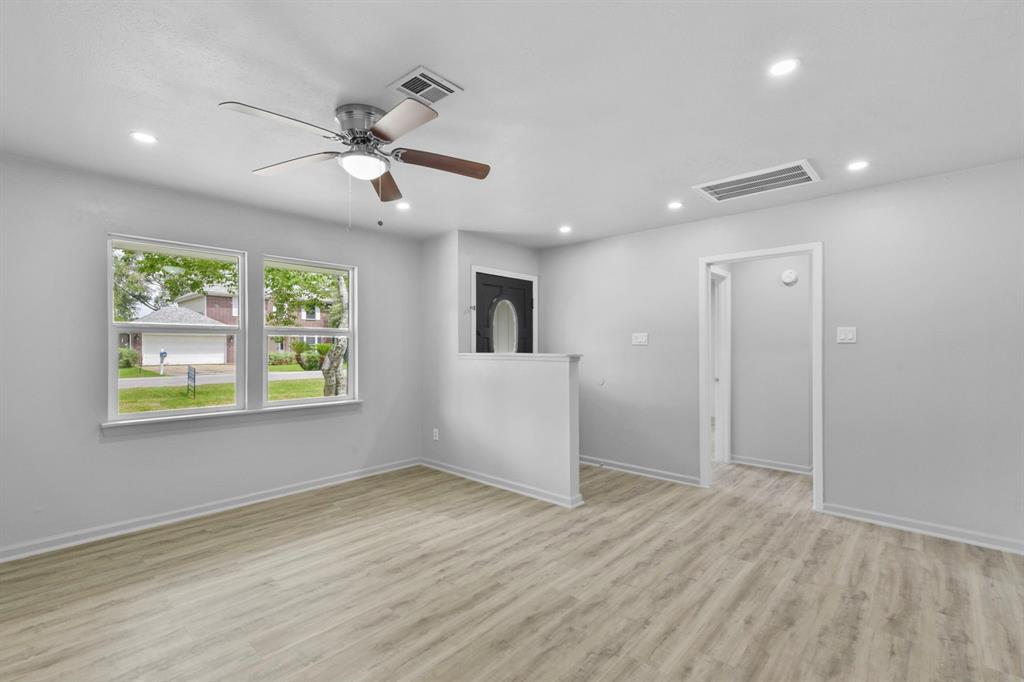 1609 3rd Street, League City, Texas image 8