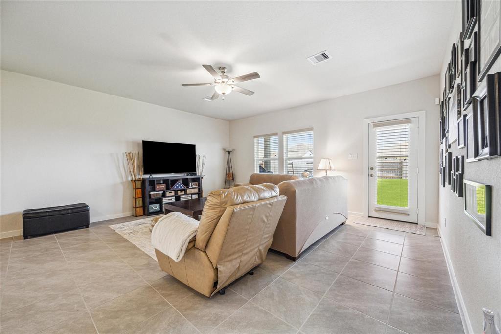 10208 Discovery Lane