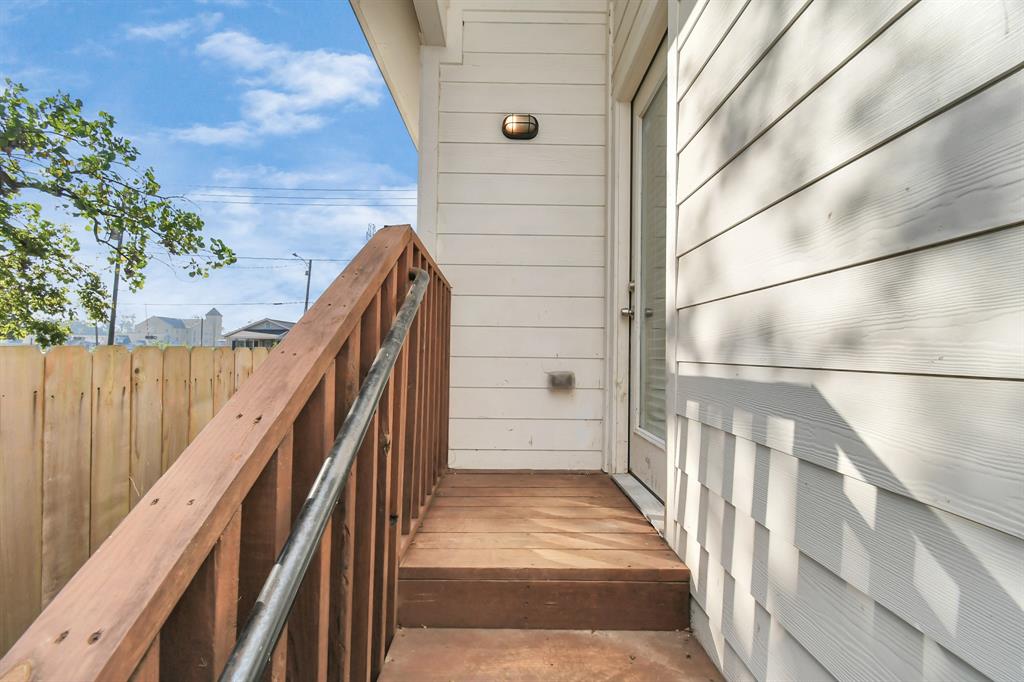 411 E 37th Street, Houston, Texas image 36