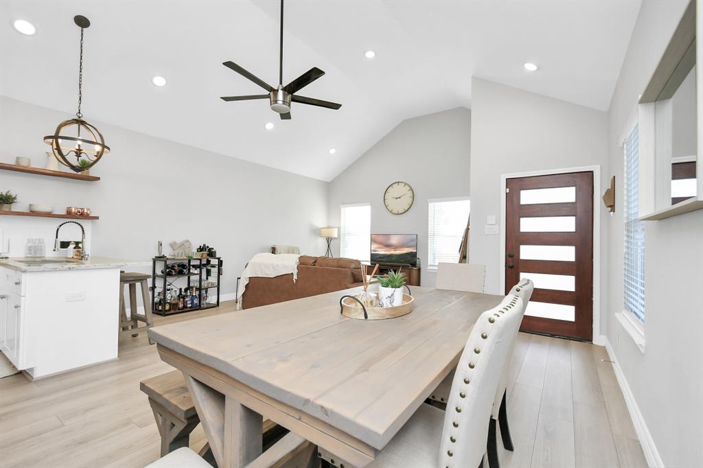 411 E 37th Street, Houston, Texas image 7