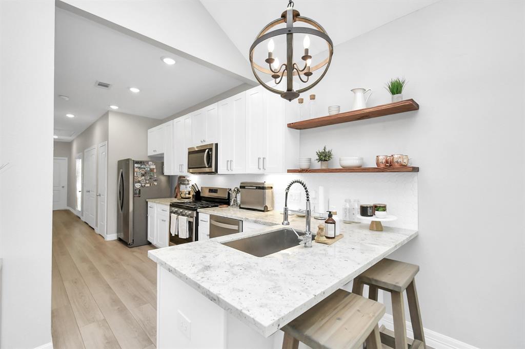 411 E 37th Street, Houston, Texas image 15