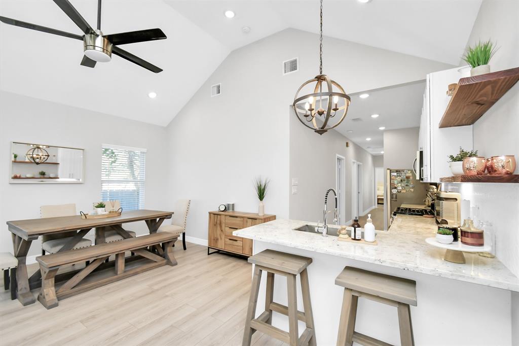 411 E 37th Street, Houston, Texas image 13
