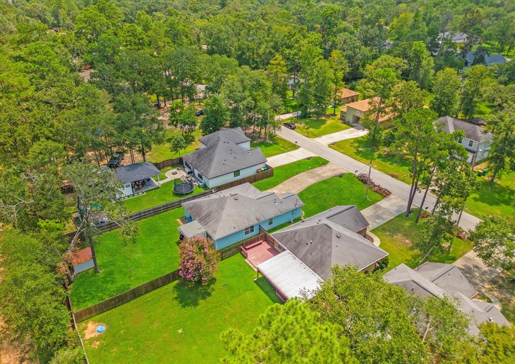 3689 Piney Point Road, Conroe, Texas image 32