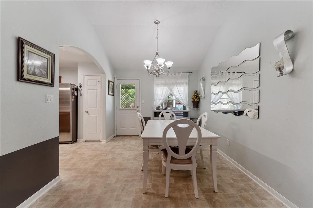 3689 Piney Point Road, Conroe, Texas image 13