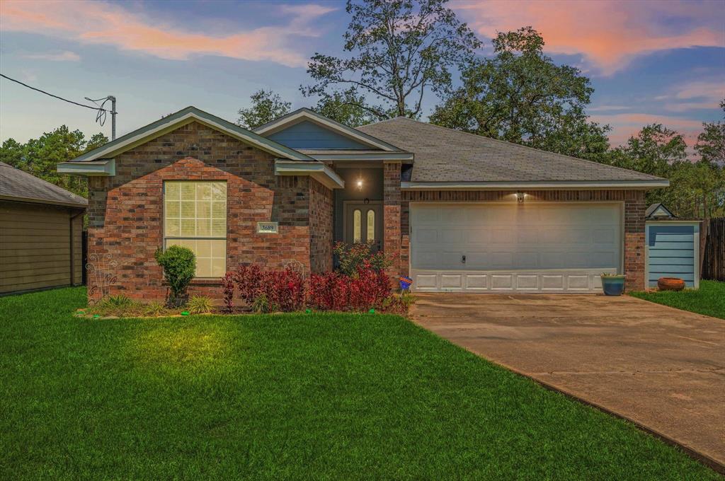 3689 Piney Point Road, Conroe, Texas image 1