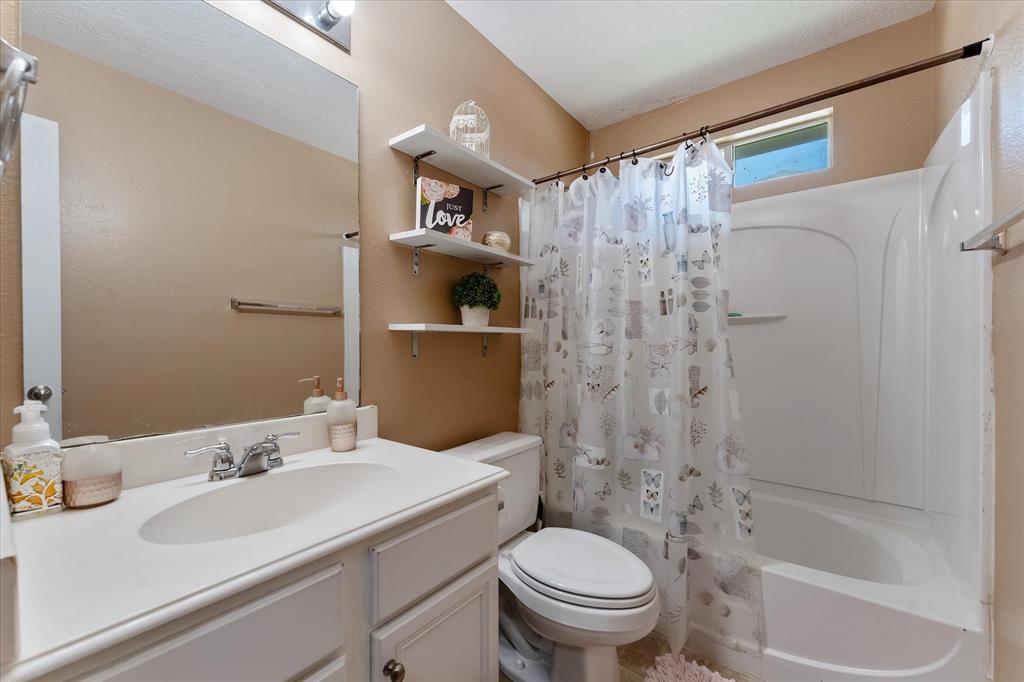 3689 Piney Point Road, Conroe, Texas image 24