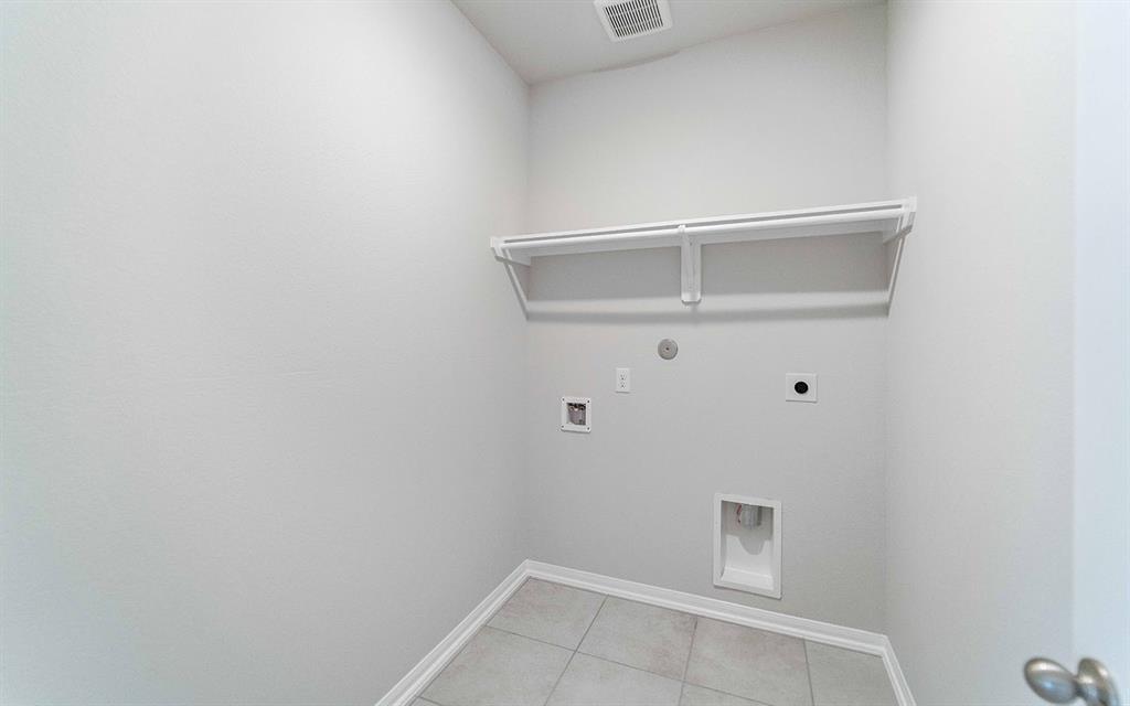 649 Canadian Trail, Dayton, Texas image 14