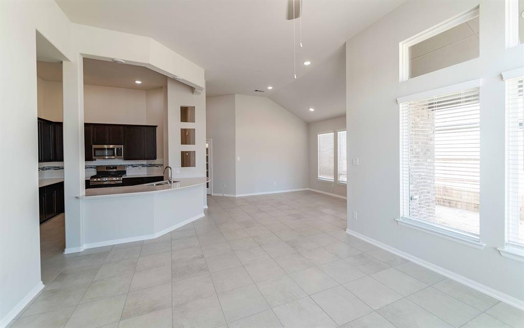 649 Canadian Trail, Dayton, Texas image 8