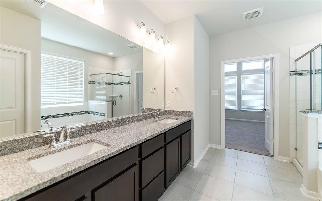 649 Canadian Trail, Dayton, Texas image 7