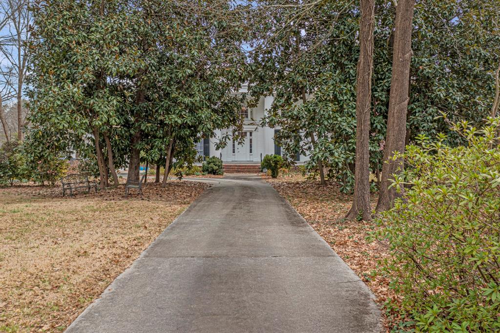 309 E Robert Toombs Avenue