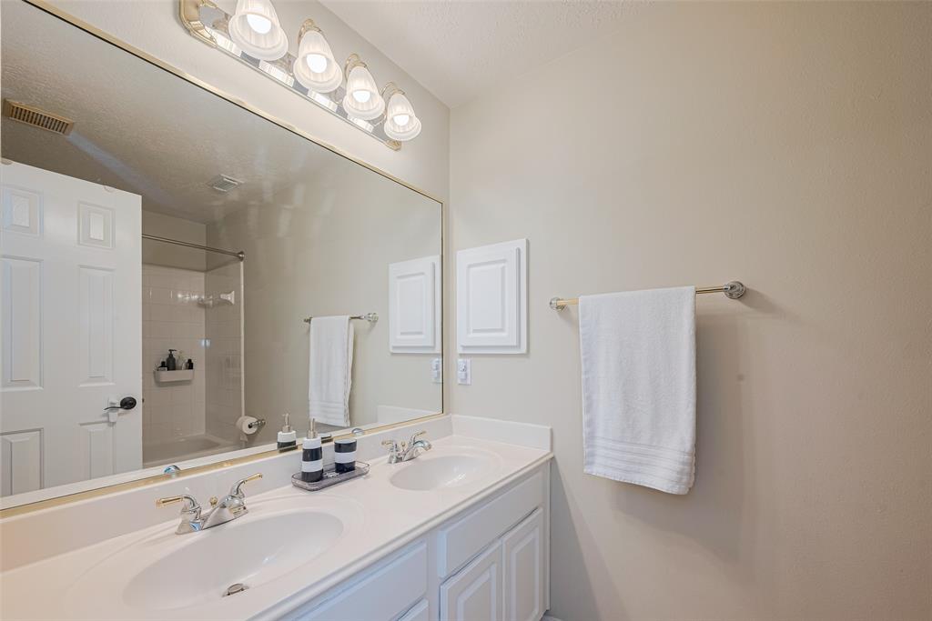 1307 Romero Drive, Pearland, Texas image 35