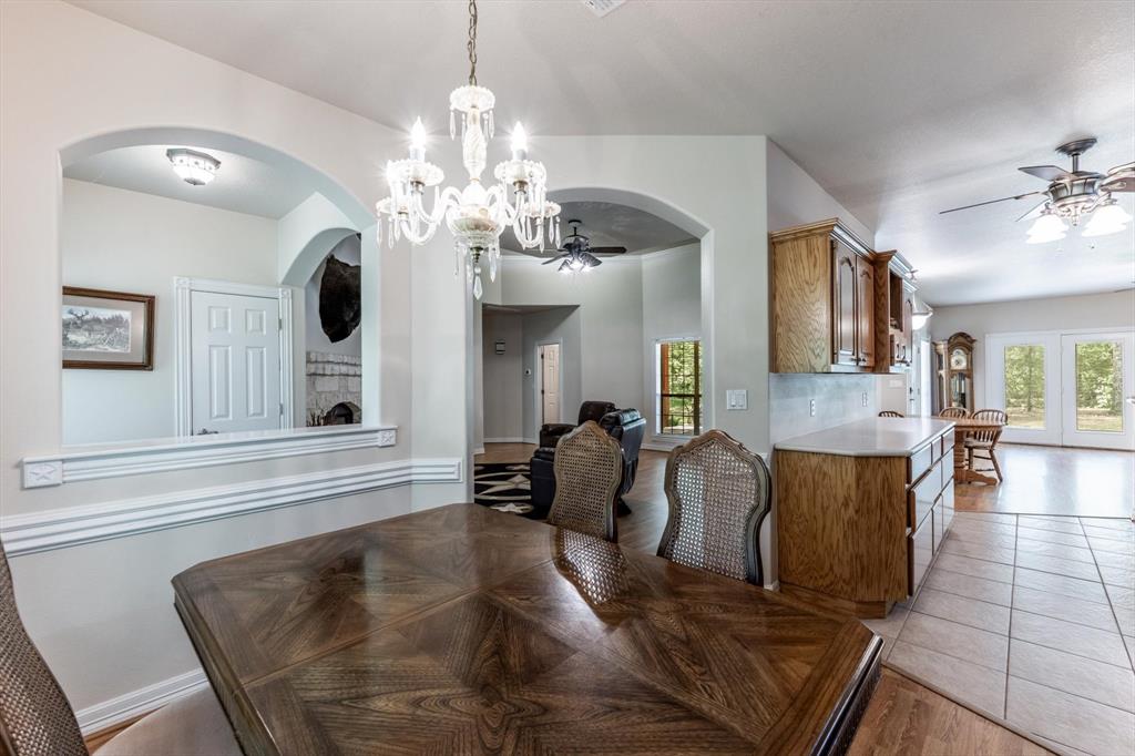 37 Cypress Glenn, Huntsville, Texas image 11
