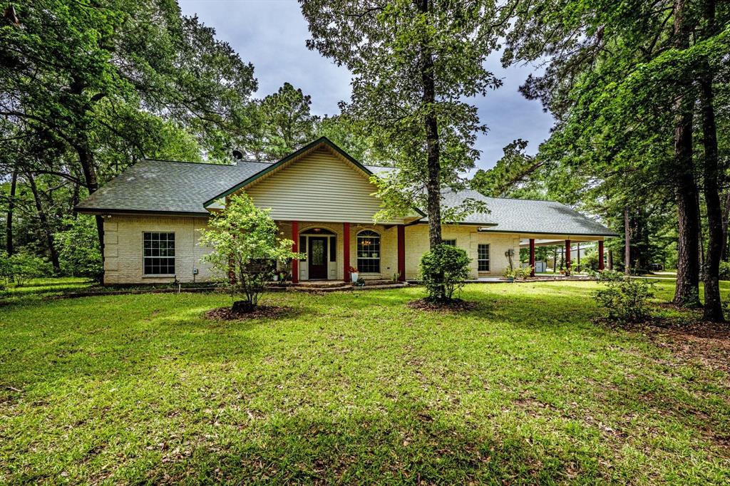 37 Cypress Glenn, Huntsville, Texas image 1