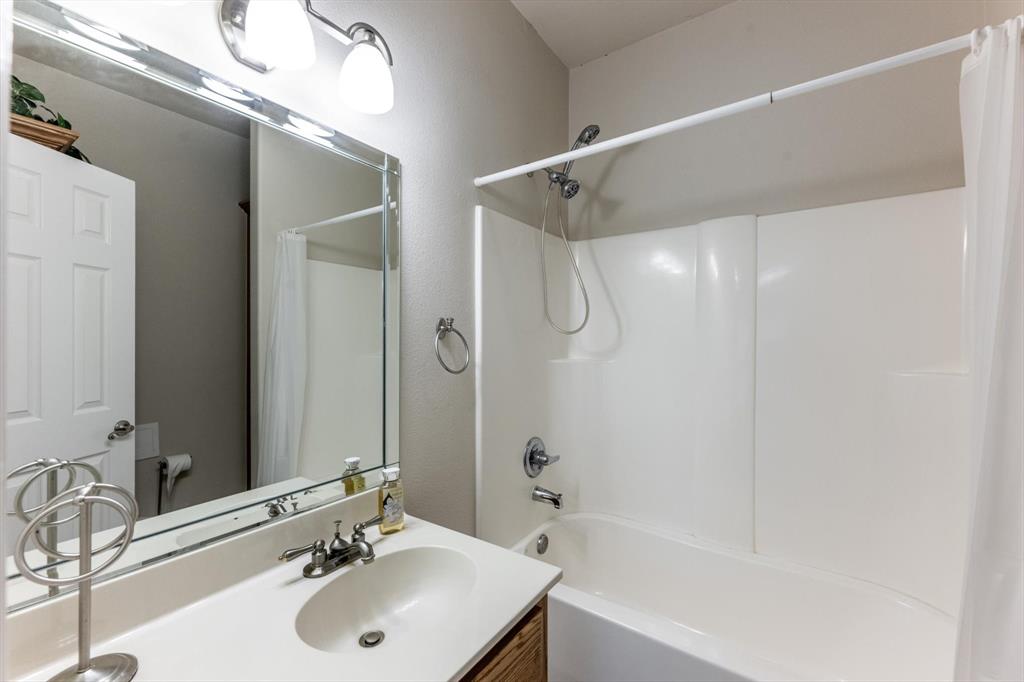 37 Cypress Glenn, Huntsville, Texas image 17