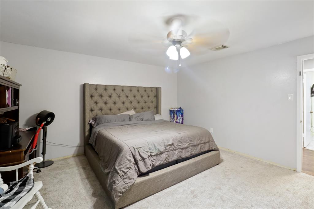 1226 Valley Drive, Angleton, Texas image 12