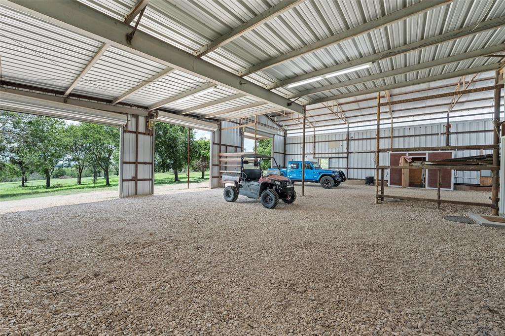 404 County Rd 459, Lott, Texas image 35