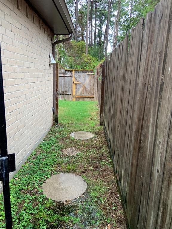 5613 Hollow Pines Drive, Houston, Texas image 22